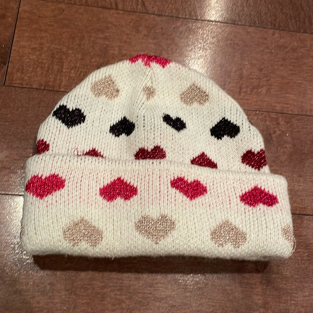 H&M Hearts hat